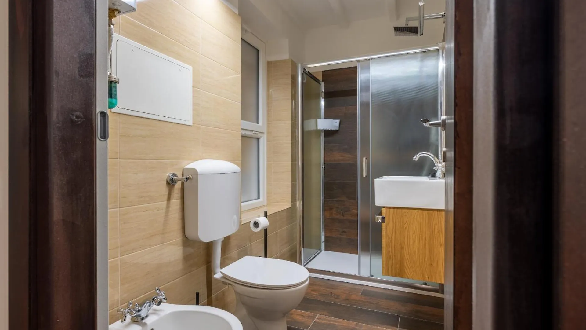 Woodstyle Apartment - Navona Roma Italia