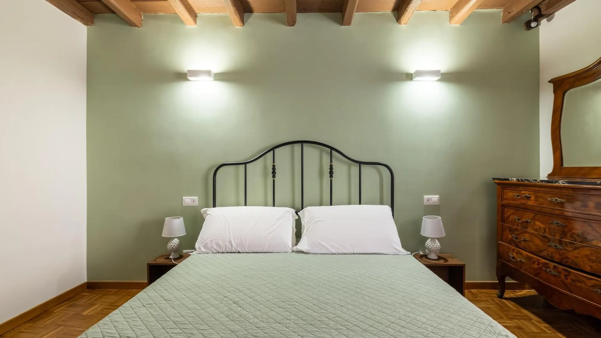 Woodstyle Apartment - Navona Roma Italia
